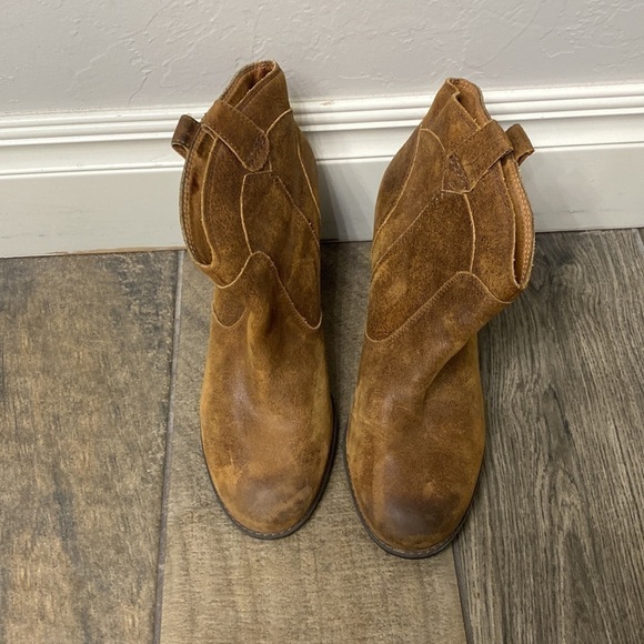 Clark’s indigo brown leather heeled booties size 9M - Picture 2 of 11
